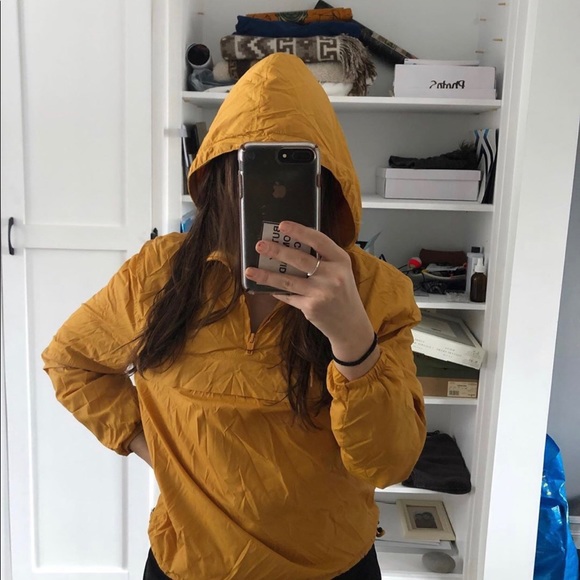 yellow rainjacket - Picture 2 of 2